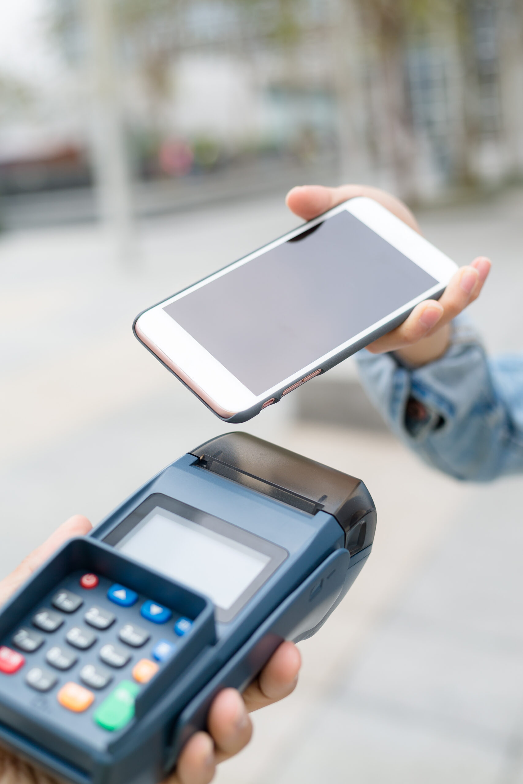 apple pay payment acceptance paystrax